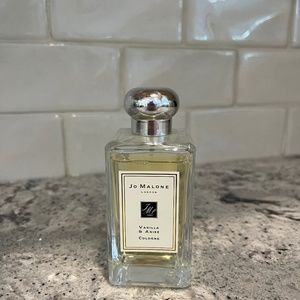 Jo Malone Vanilla and Anise Archives Collection
